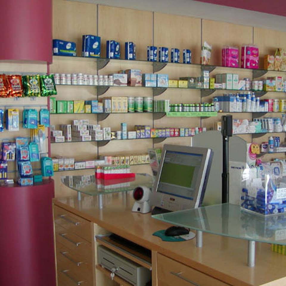 Farmacia Barbados interior de farmacia